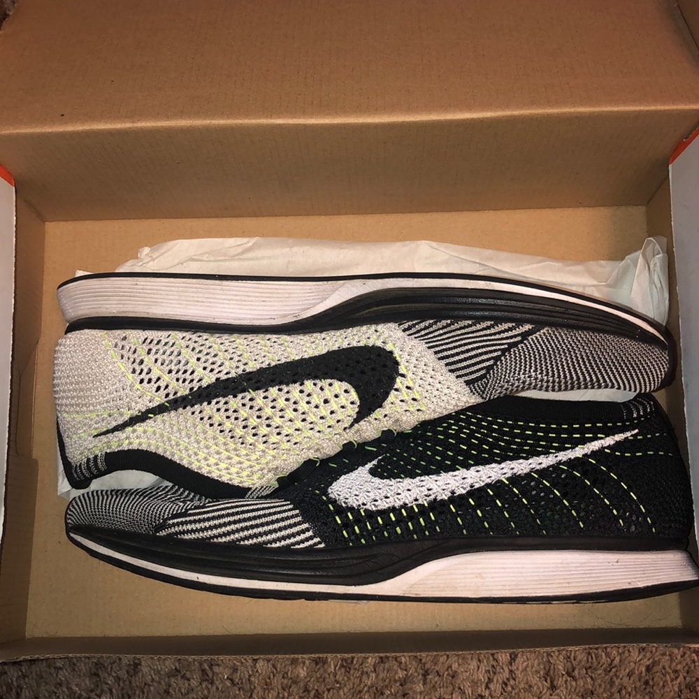 Nike flyknit racer